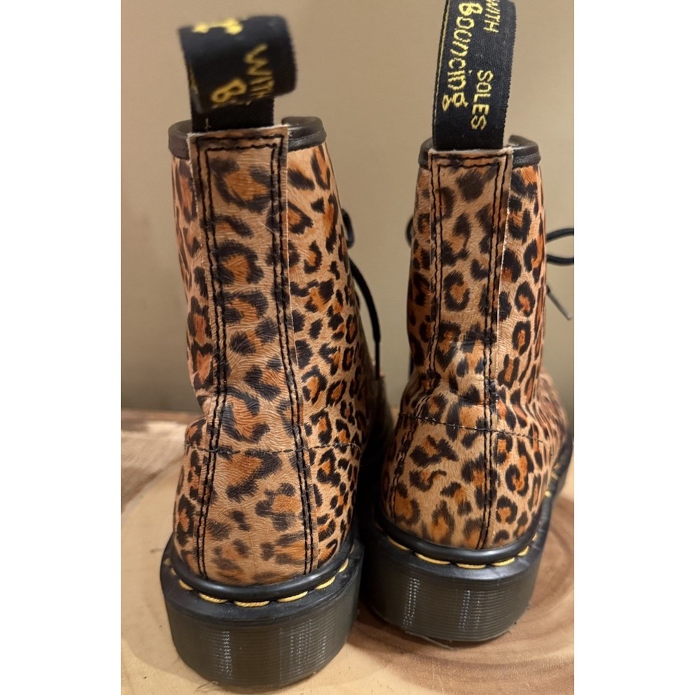 DR. MARTENS LEOPARD PRINT LEATHER BOOTS 6UK‎ 8USA MADE IN ENGLAND VINTAGE New - Picture 11 of 14